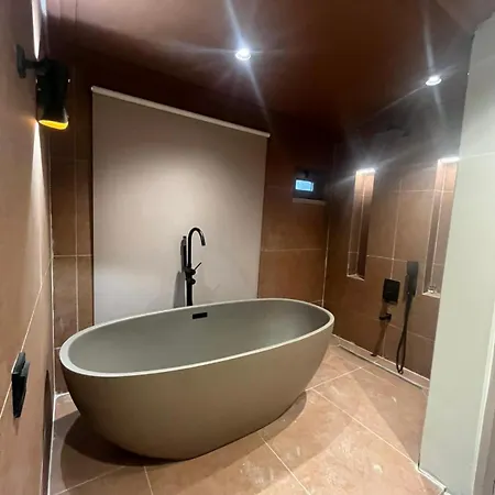 çınar House Oda ve Kahvaltı Akçay